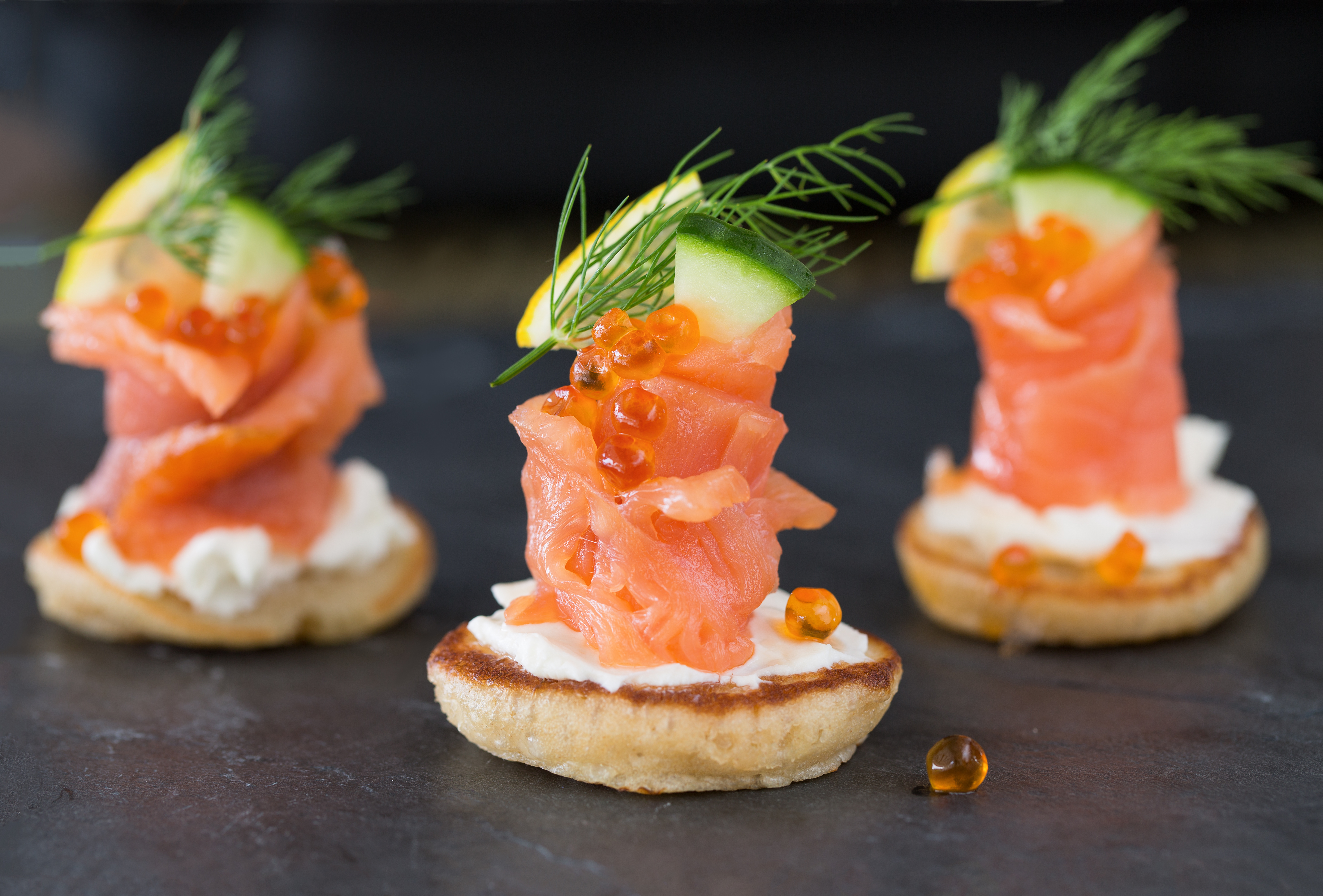Blinis mit Räucherlachs Blinis mit Räucherlachs